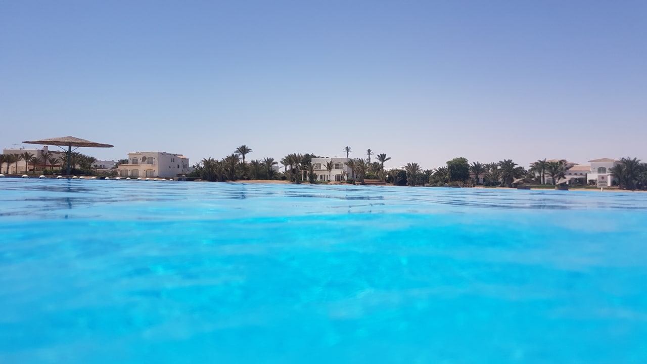 Pool Mövenpick Resort & Spa El Gouna