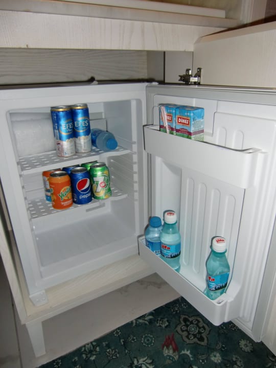 Minibar Royal Taj Mahal Hotel