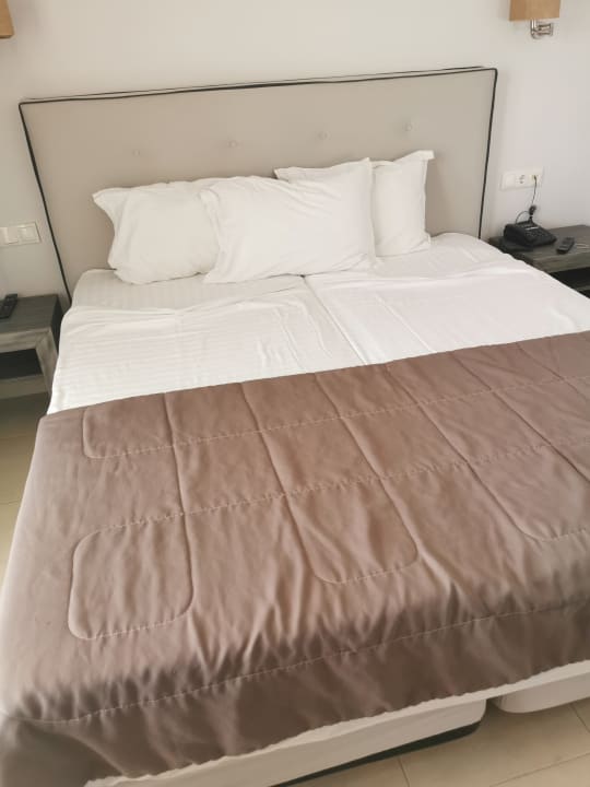 Zimmer Lagomandra Hotel & Spa