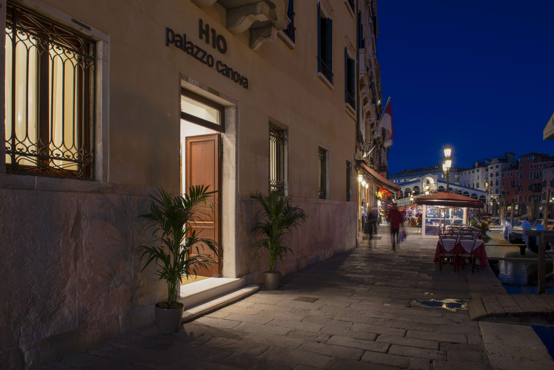 Lobby H10 Palazzo Canova