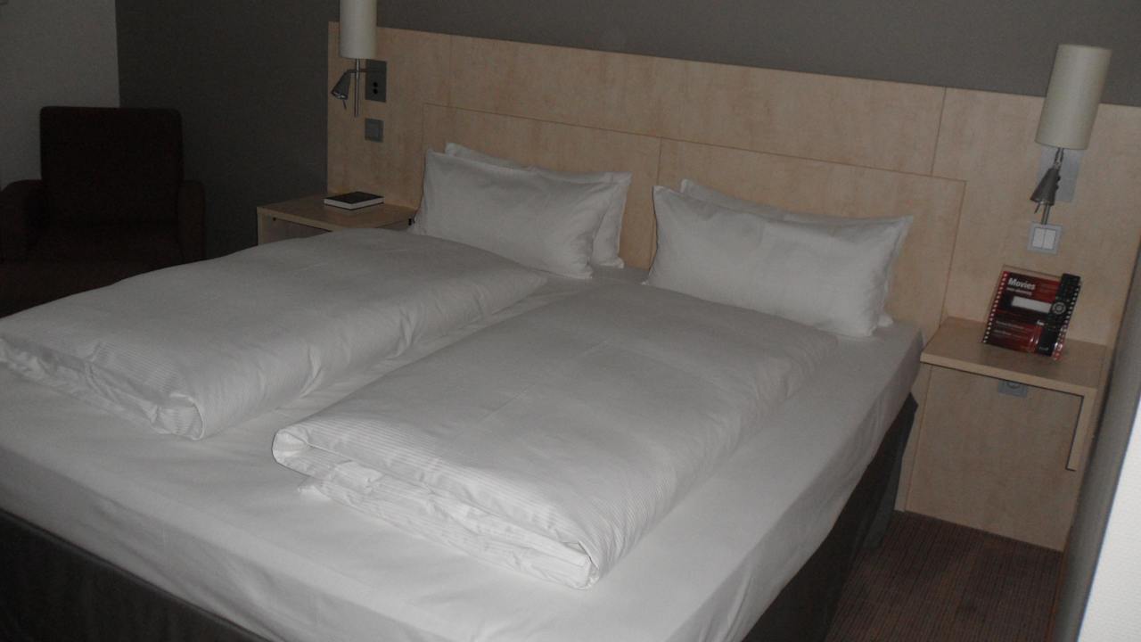 Zimmer 309 - Park Inn, HH Select Hotel Hamburg Nord