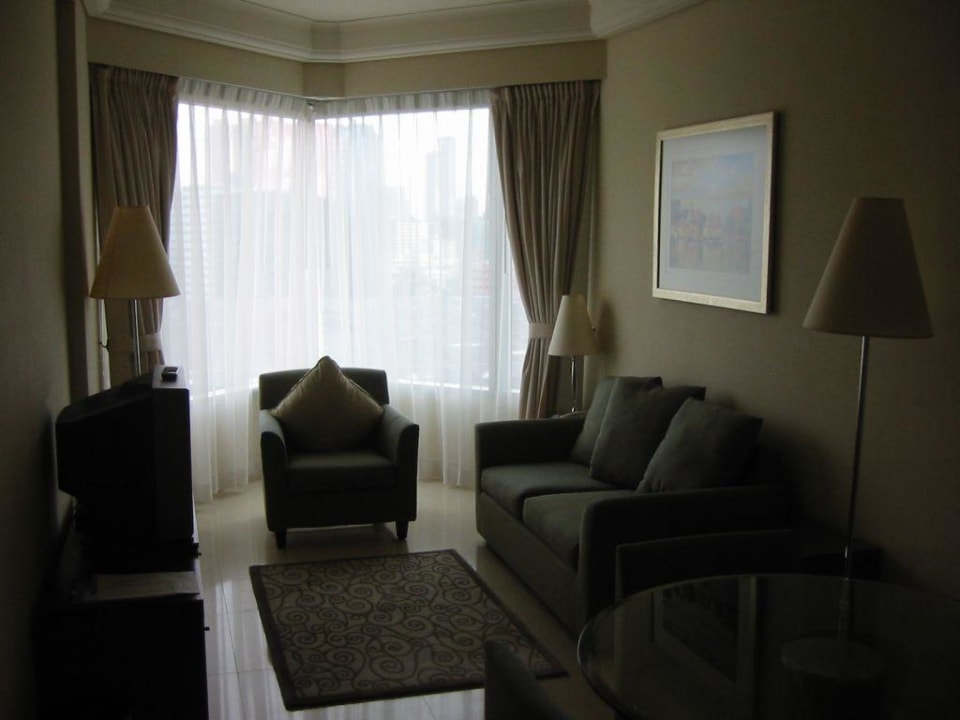 Wohnzimmer unserer Mini-Suite Harbour Plaza Metropolis