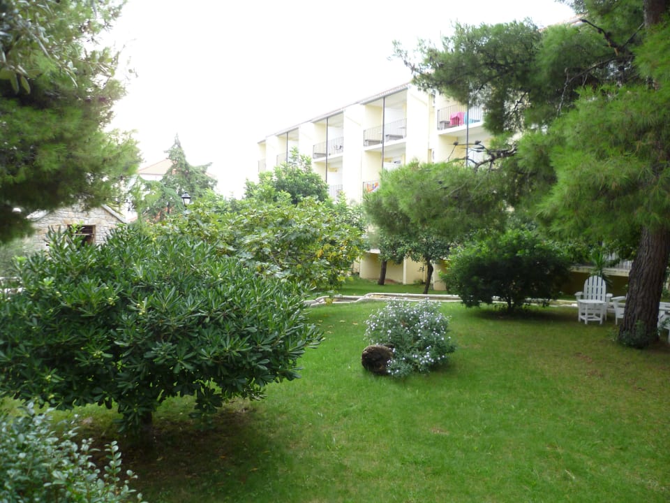 Garten Waterman Svpetrvs  Resort