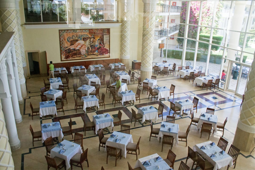 Blick ins Hauptrestaurant LABRANDA Royal Makadi