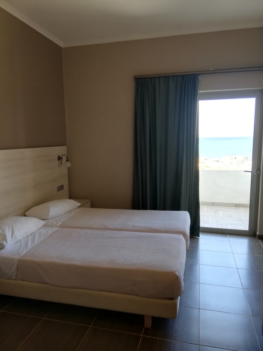 Zimmer Elena Beach Hotel