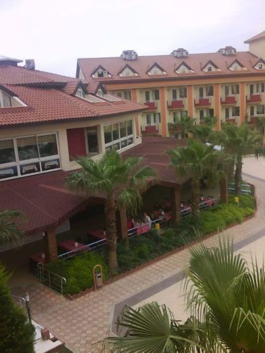 Restaurant vom Balkon aus gesehen Hotel Orfeus Park