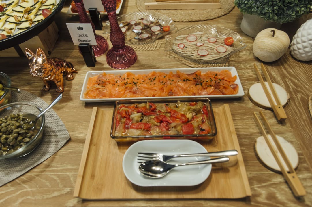 Restaurant One Shot Palacio Reina Victoria 04