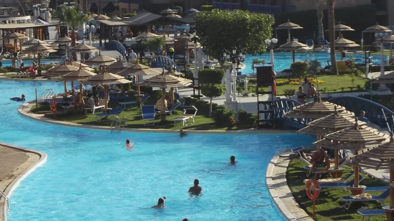 Pool Hotel Titanic Palace