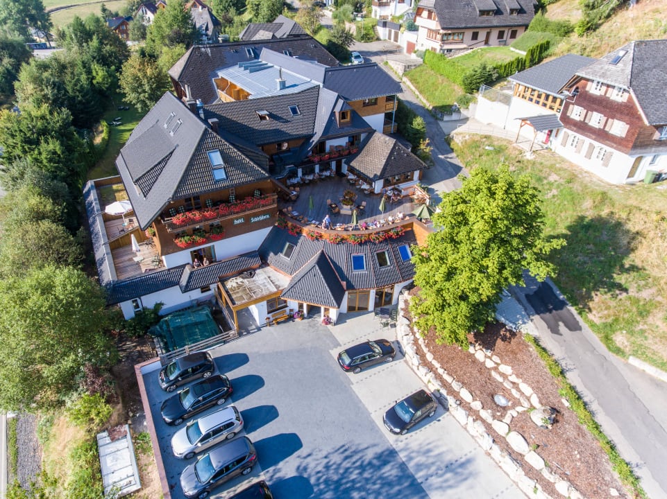 Außenansicht Hotel Schlehdorn