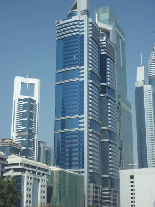 Bei der Anreise Carlton Downtown Hotel