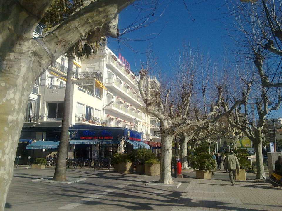 Aussenansicht des Hotels Hotel Beausejour