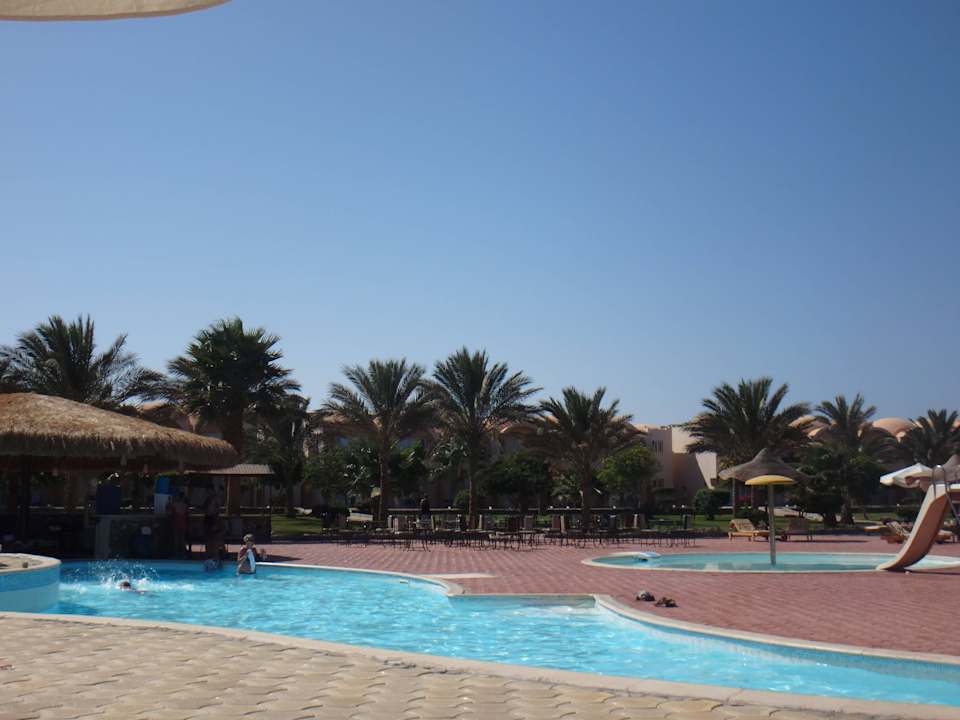 Die Poolbar Three Corners Sea Beach Resort