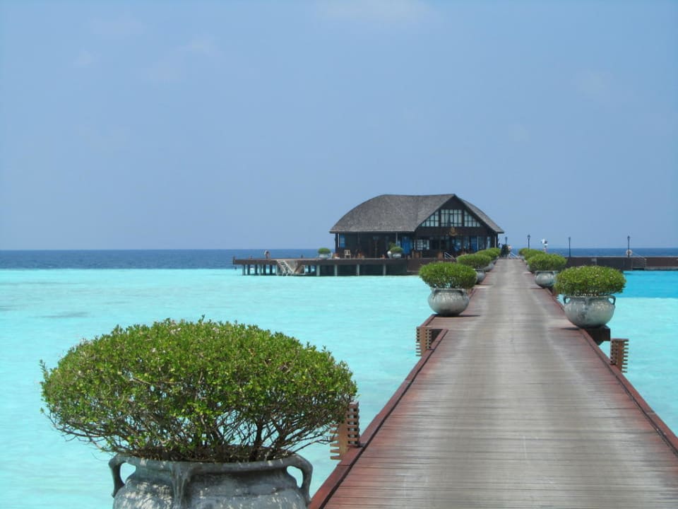 Steg zur Tauchschule / auch Ankunftssteg Sun Siyam Olhuveli