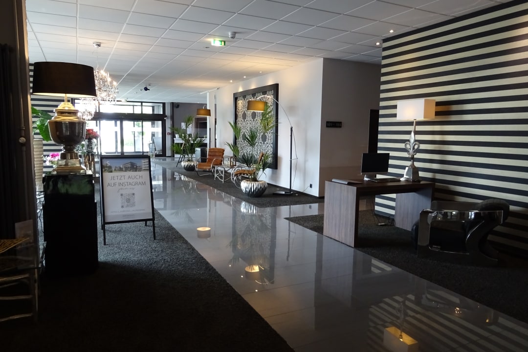 Lobby Design Budget Hotel salinenparc