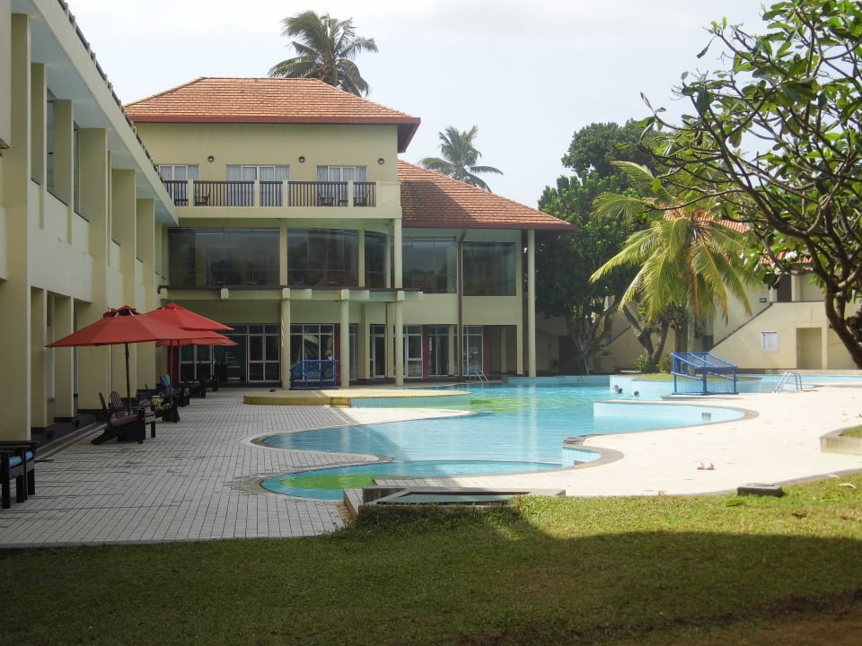 Pool Turyaa Kalutara