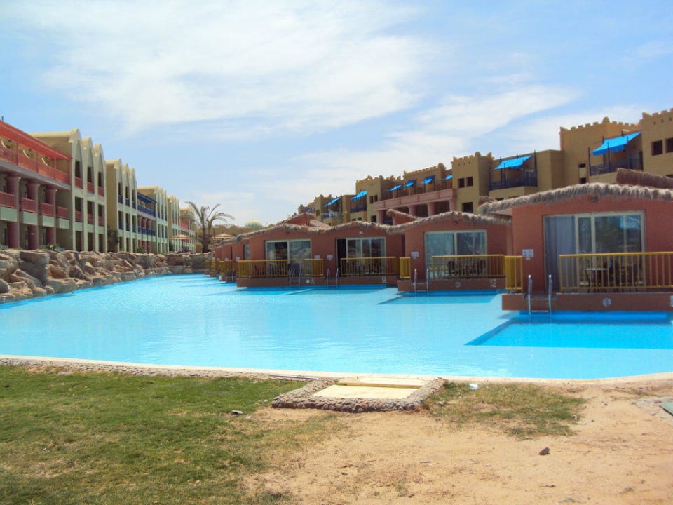 Pool Hotel Titanic Palace