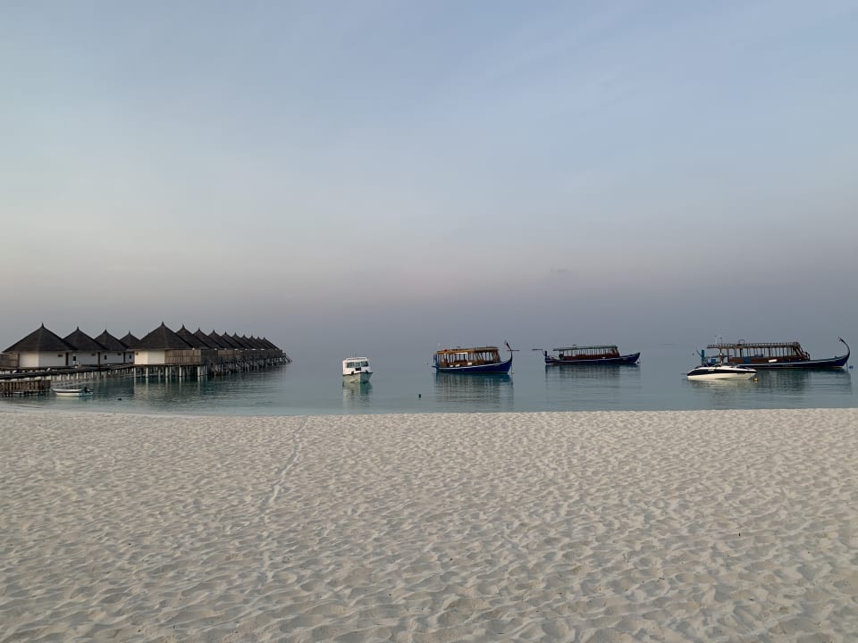 Strand Angaga Island Resort