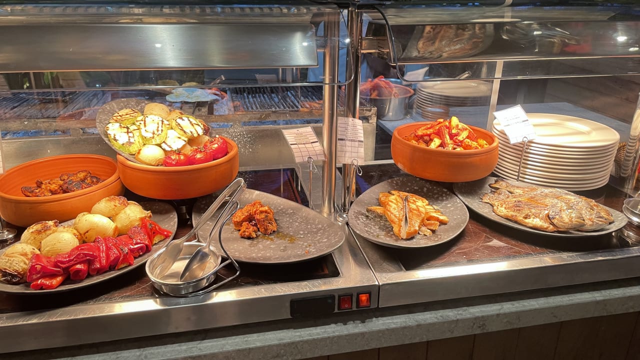 Gastro Hotel Miramare Beach