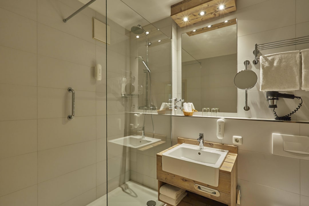 Badezimmer HYPERION Hotel Garmisch-Partenkirchen