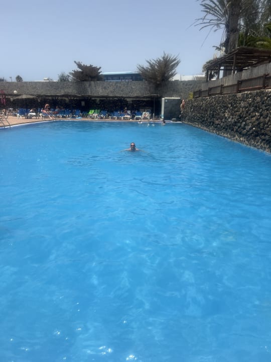 Pool SBH Hotel Royal Monica