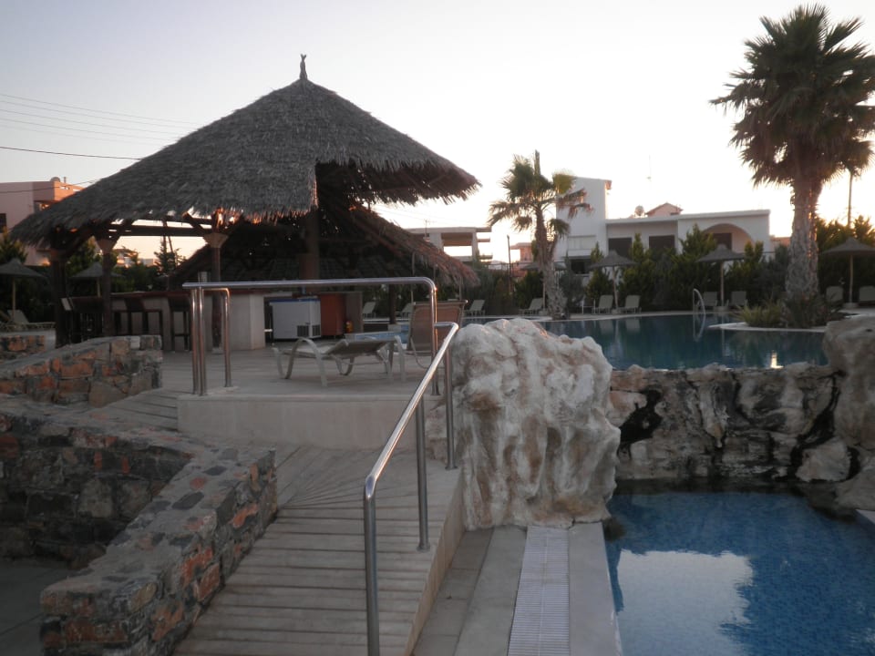 Poolbar Kinderpool Hotel Aphrodite Beach Club