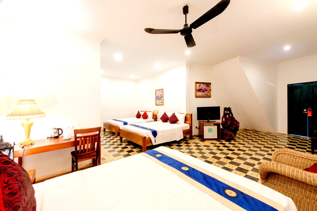 Zimmer Residence Wat Damnak