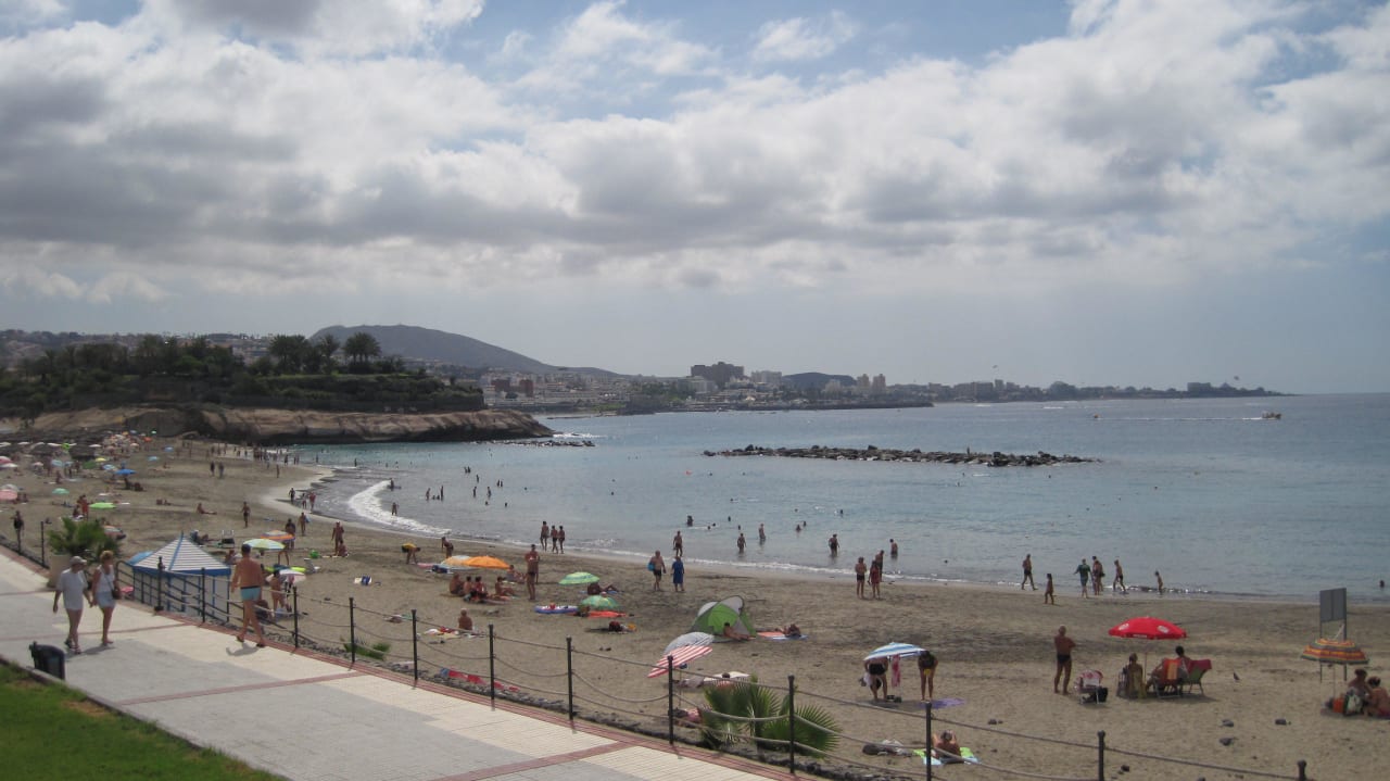 Strand um die Ecke Hotel Riu Palace Tenerife