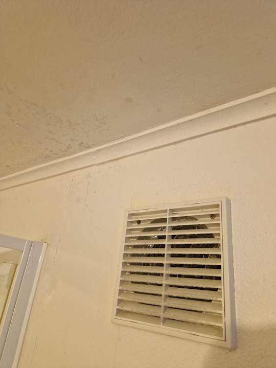 Zimmer Skyline Haven - Entire Apartment - Free Parking, Espresso, Netflix - 15m to CBD, Stadium, Ferry