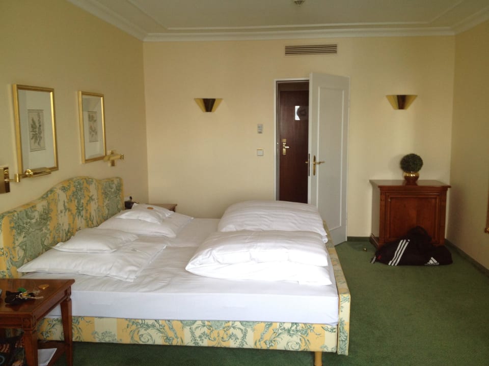 Zimmer 330 Hotel Bayerischer Hof