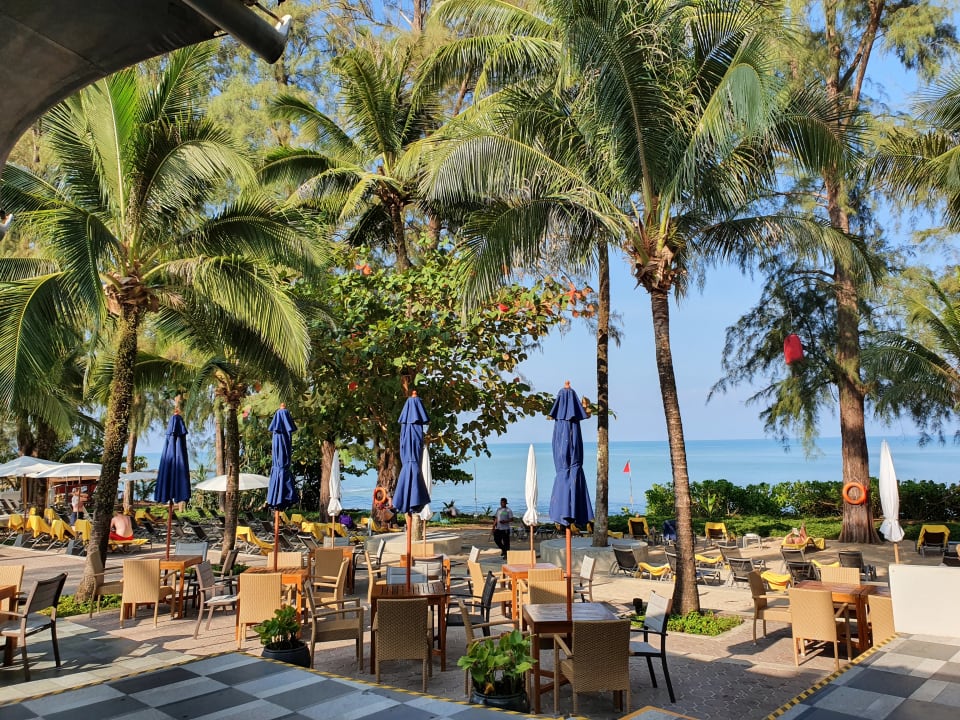 strand-x10-khaolak-resort-nang-thong-beach-holidaycheck-khao-lak