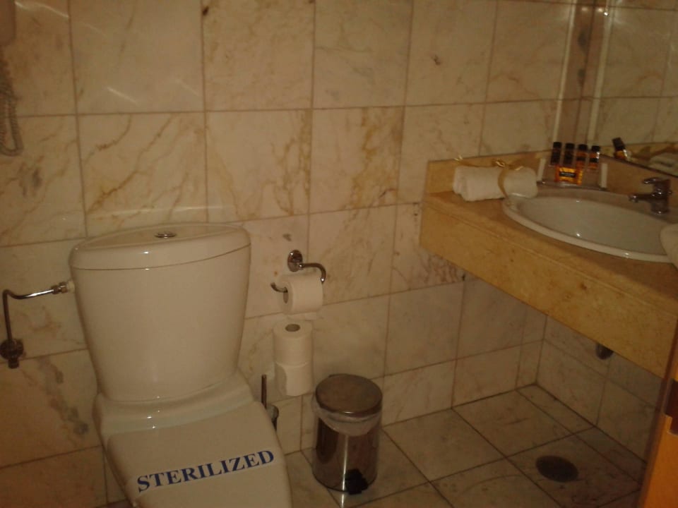 Bad Hotel Kalithea Horizon Royal
