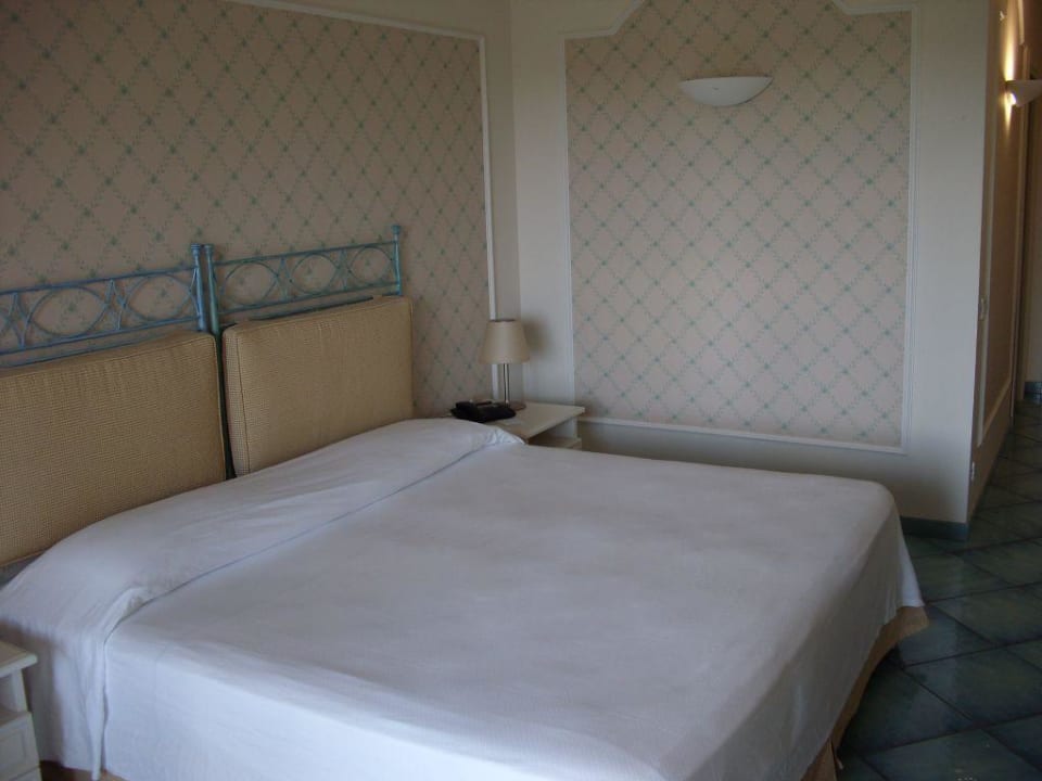 Zimmer Hotel Santa Gilla
