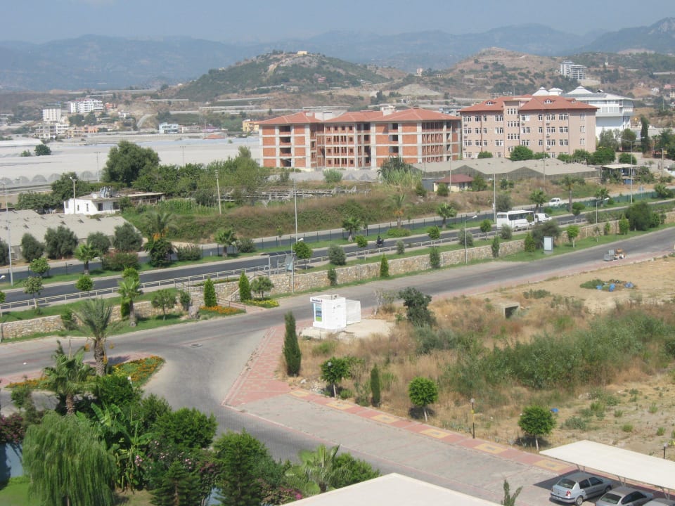 W oddali Solivia Hotel