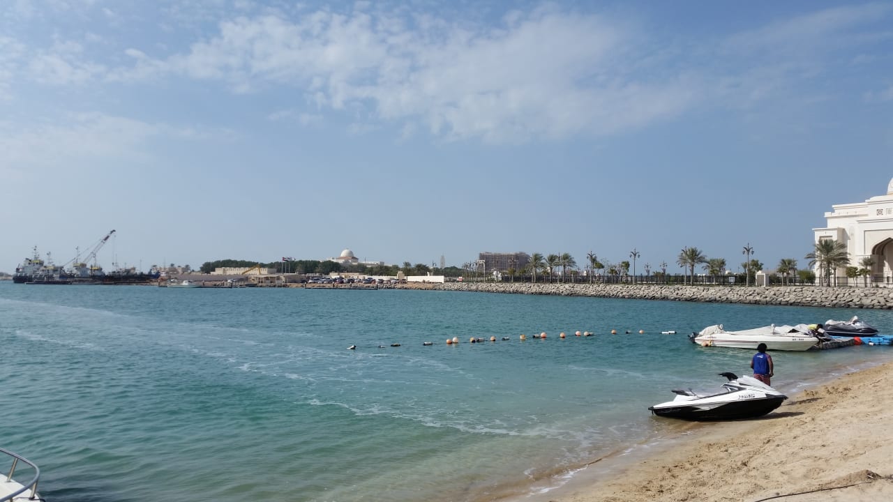 Strand Khalidiya Palace Rayhaan by Rotana