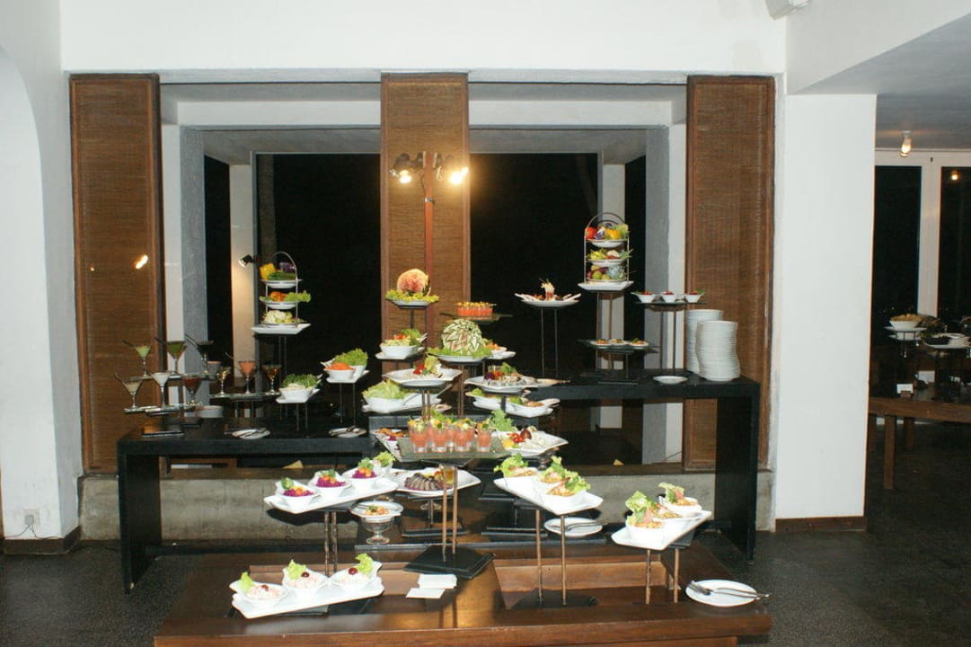 Buffet Hotel Jetwing Sea