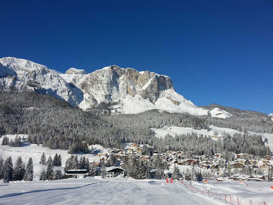 Sicht auf Haus  Hotel Garni Ciasa Urban