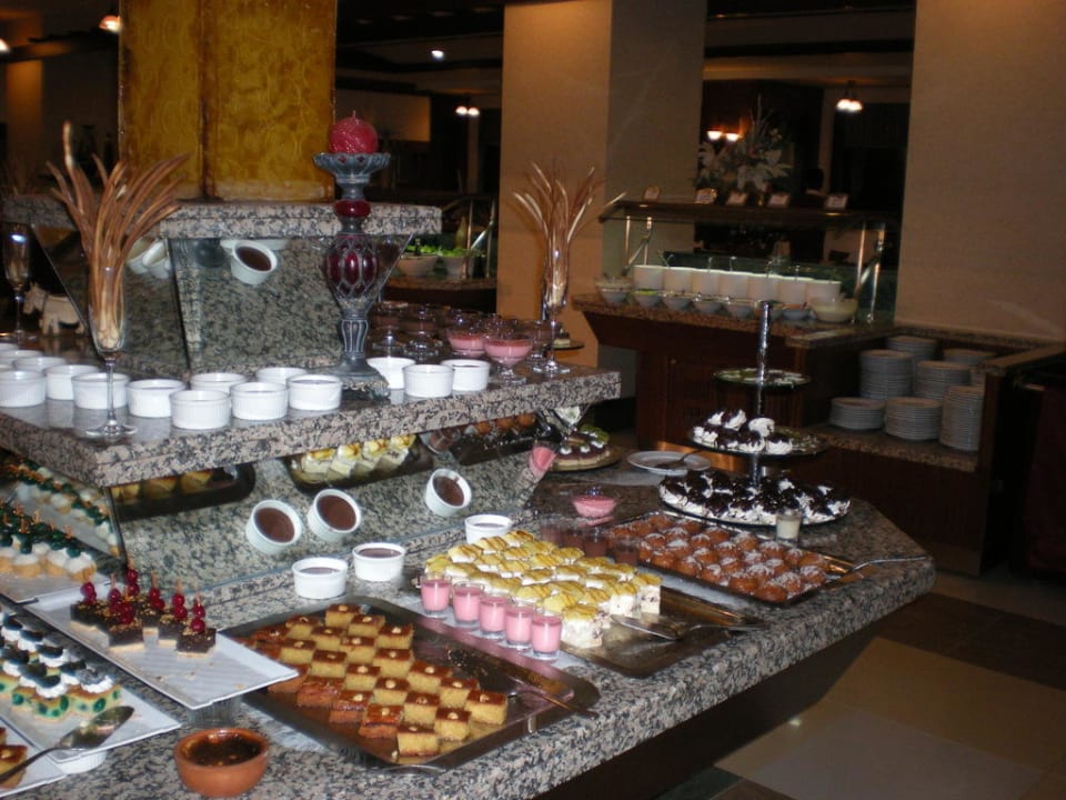 Le buffet de dessert Trendy Aspendos Beach Hotel