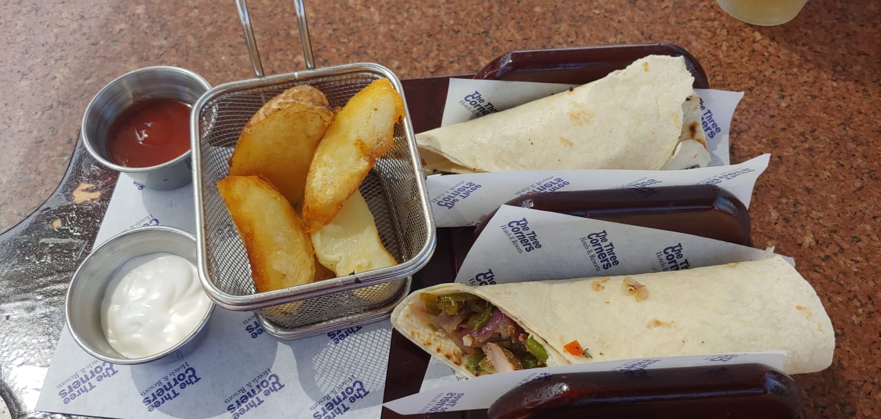 Gastro Three Corners Sea Beach Resort