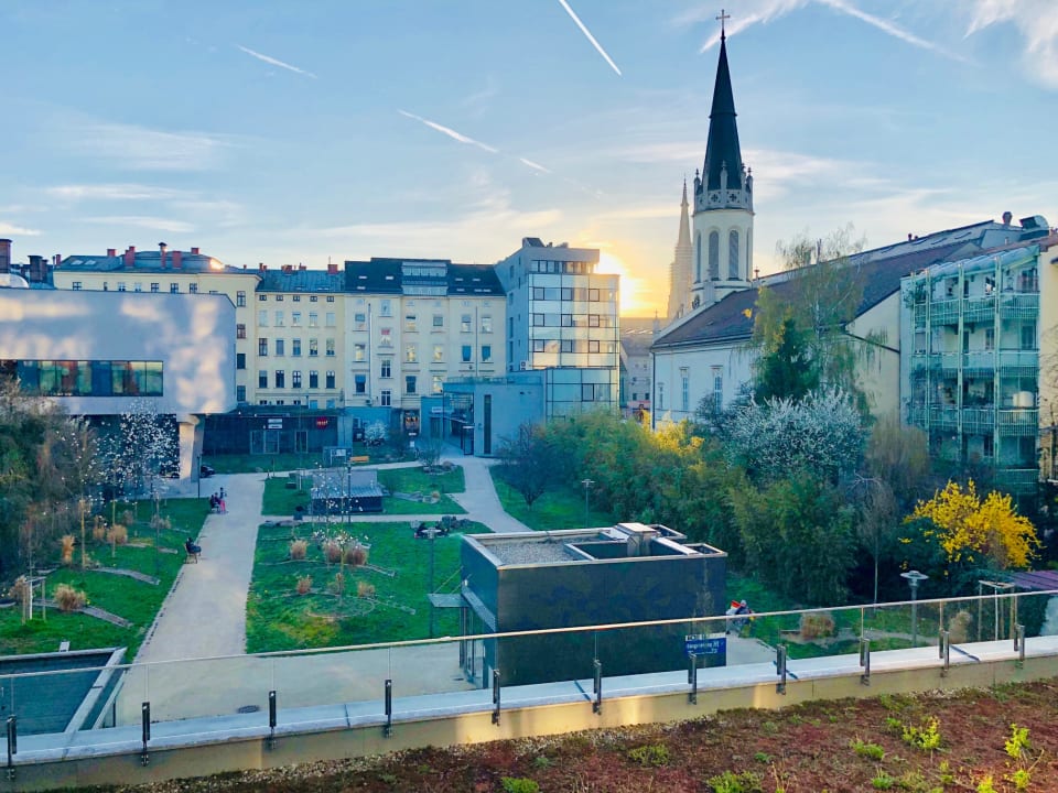 Ausblick Park Inn by Radisson Linz
