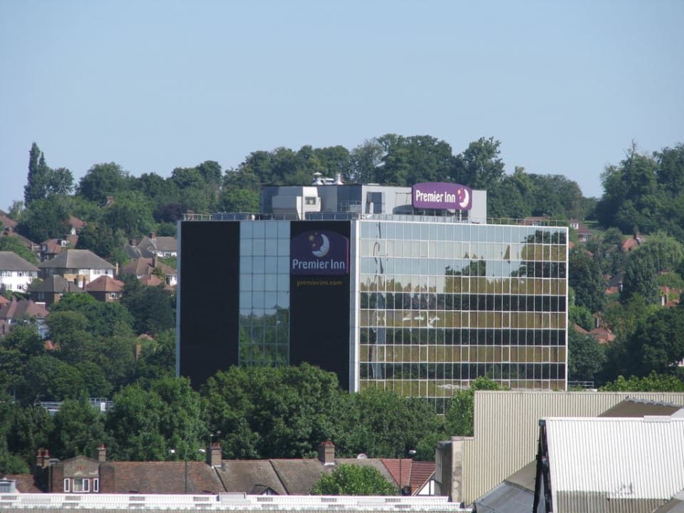 Ansicht Hotel vom Wembley Stadion aus Hotel Premier Inn London Wembley Stadium