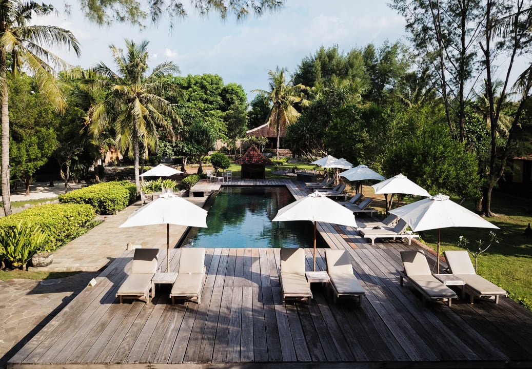 Pool Desa Dunia Beda Beach Resort