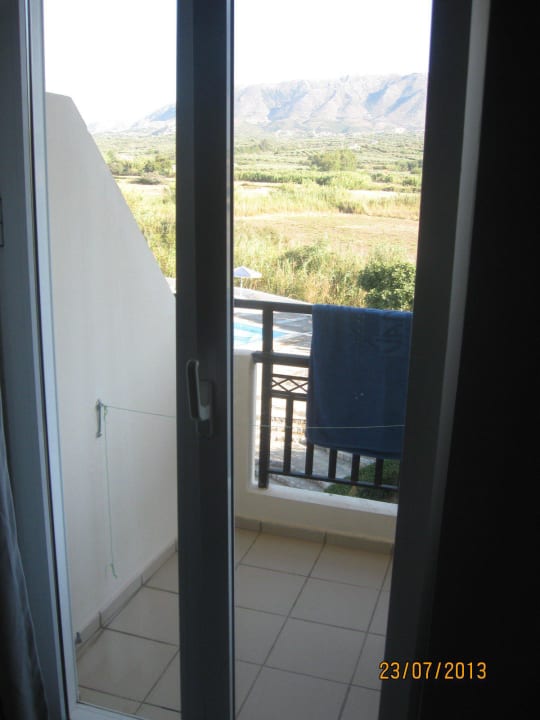 Teilweise defekt Balkontür und ohne Blendern Vantaris Luxury Beach Resort