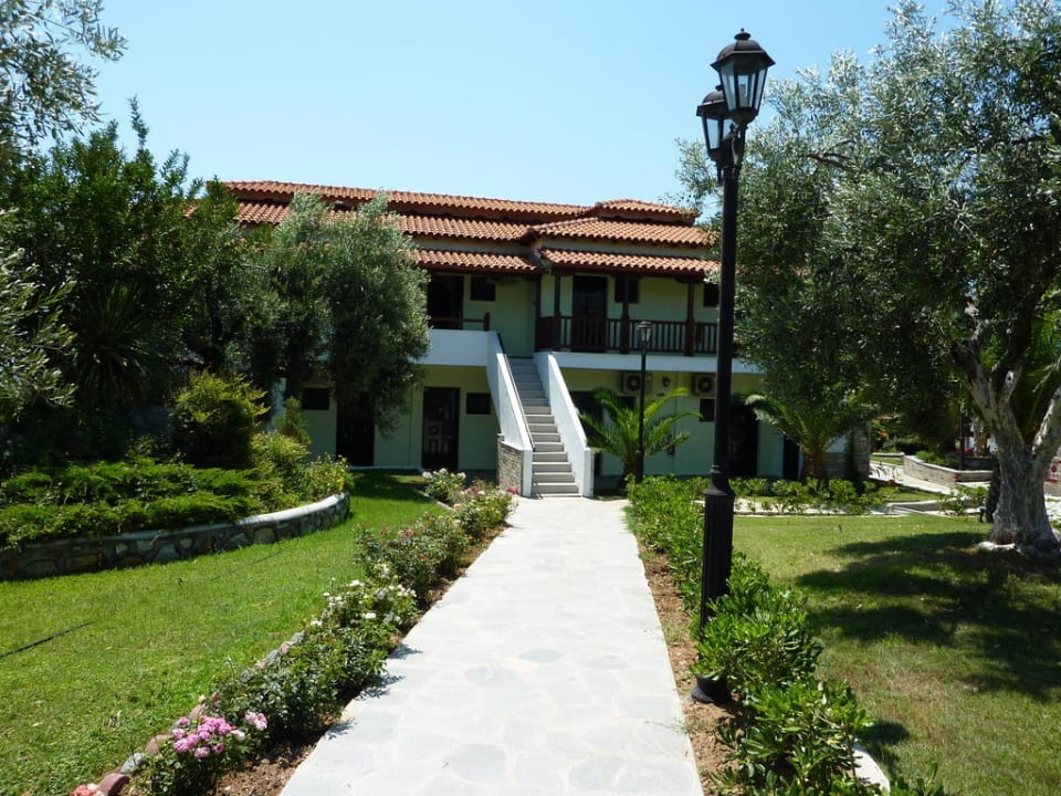 Bungalows Blue Dolphin Resort Hotel