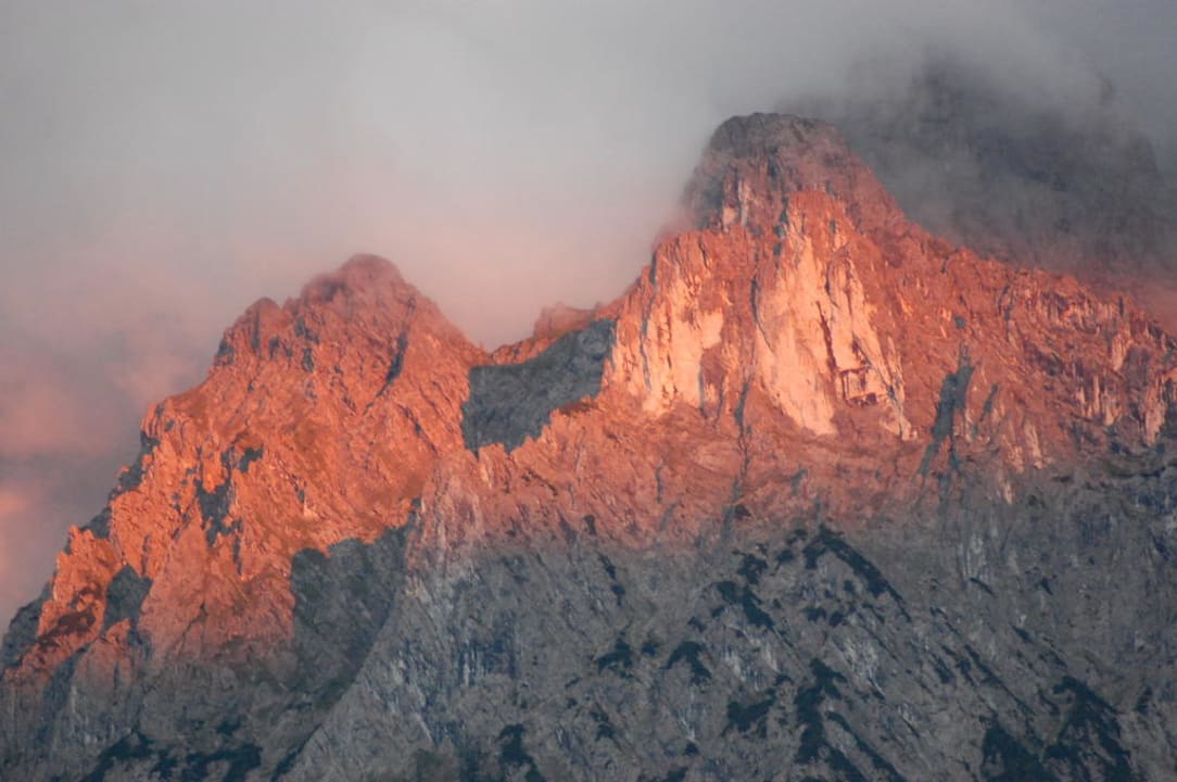 Alpenglühen Bäckeralm B&B 16+
