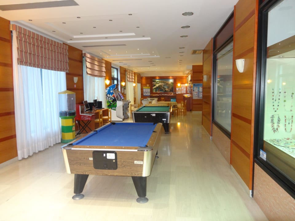 Billardtische Hotel Calypso Beach