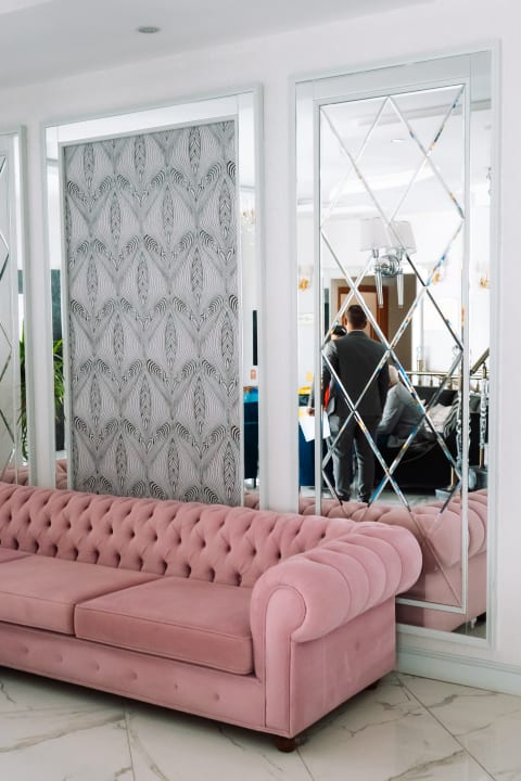 Lobby Beso Beach Hotel