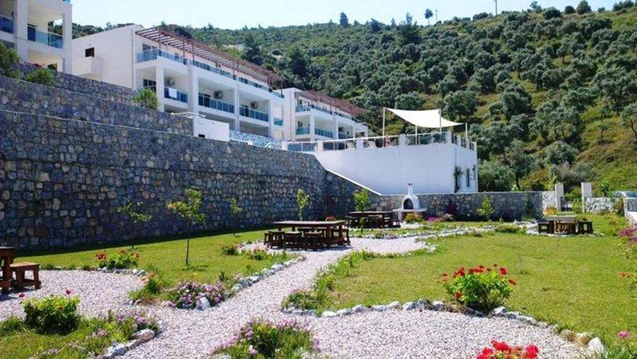 Self catering apartments Flipflops Meltemi Apartments