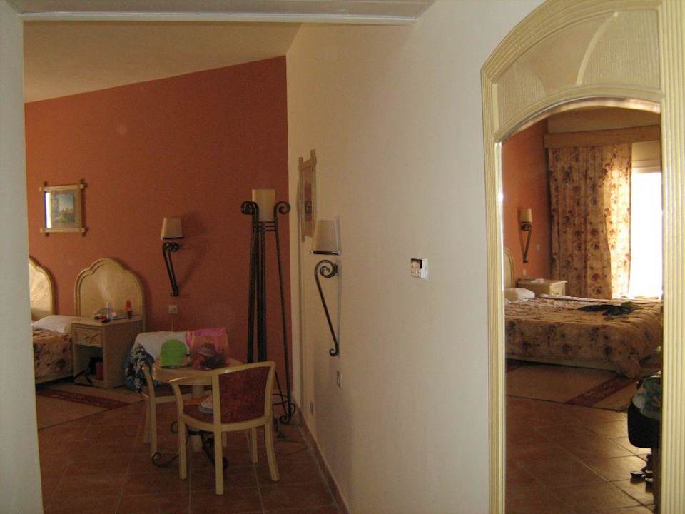 Wygląd pokoju na wzgórzu La Playa Beach Resort Taba