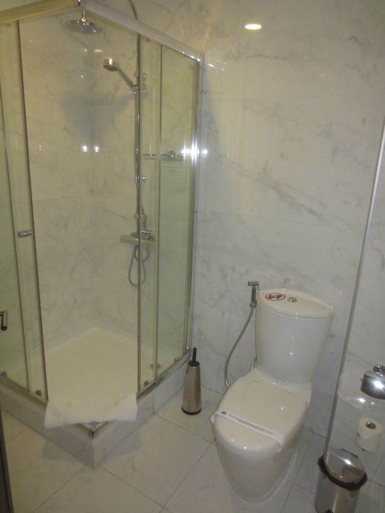 Zimmer Hotel Golden Tulip Bishkek