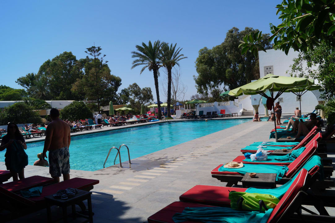 Großer Pool The Orangers Beach Resort and Bungalows